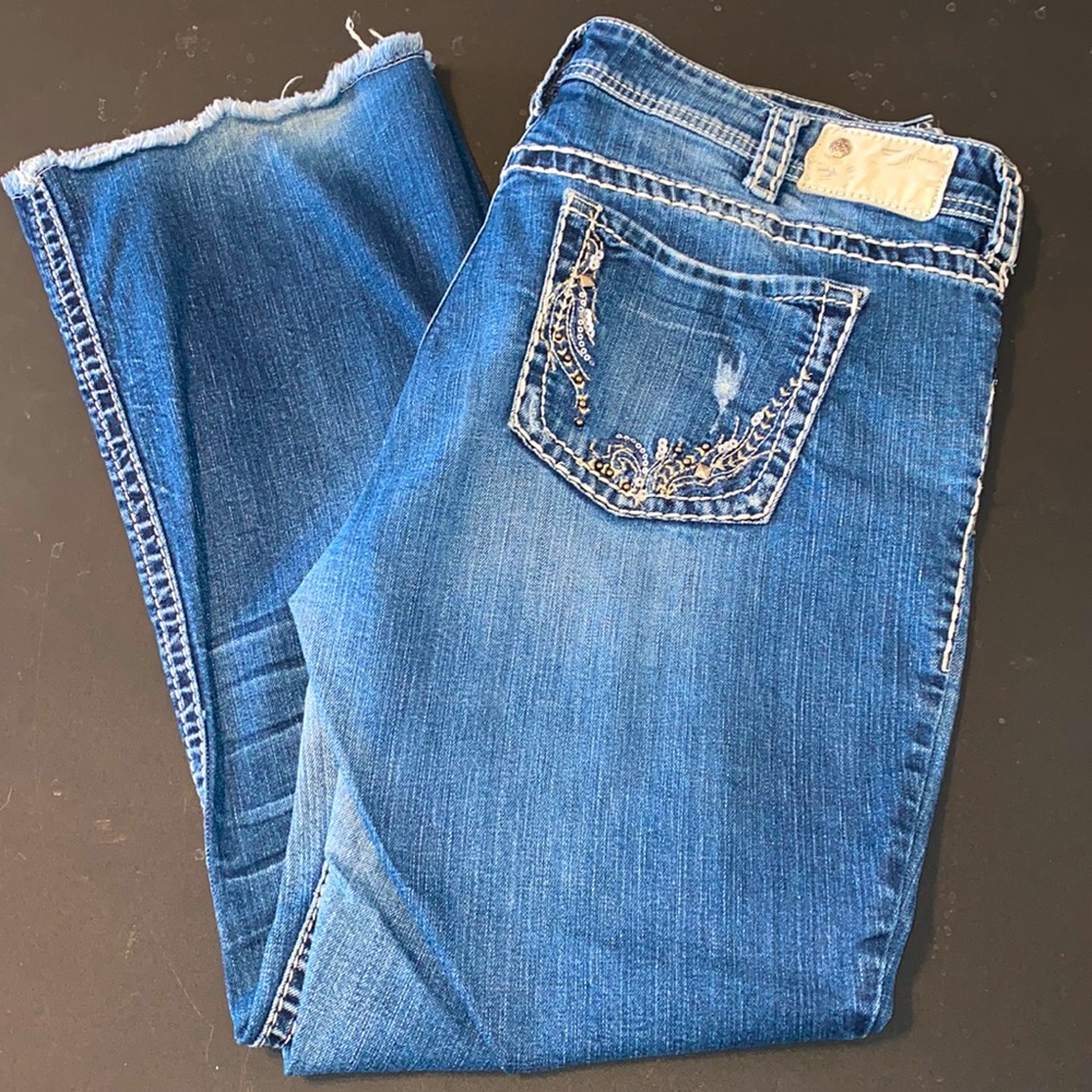 Womens Silver’s Suki size 18. Length 32